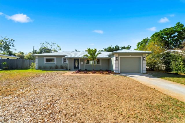 5220 27TH AVENUE N, St Petersburg, FL 33710