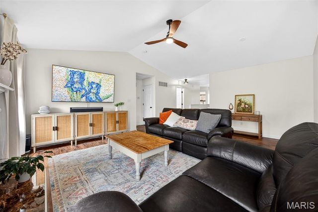 1333 Briarchase Drive, Lake St Louis, MO 63367