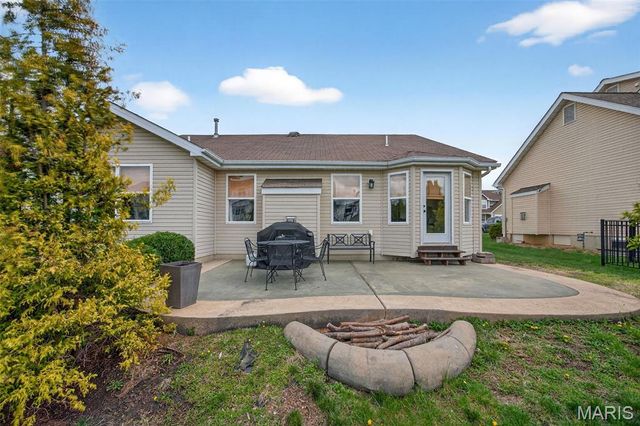 1333 Briarchase Drive, Lake St Louis, MO 63367