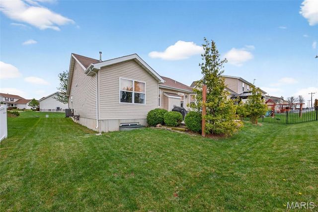 1333 Briarchase Drive, Lake St Louis, MO 63367