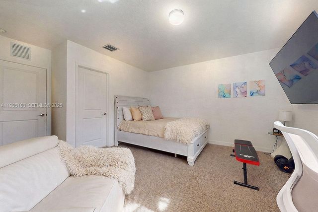 1240 NW 3rd Ln, Florida City, FL 33034