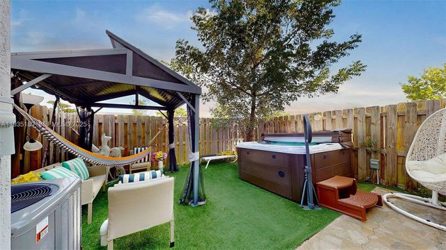 1240 NW 3rd Ln, Florida City, FL 33034