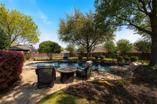9702 October Glory Lane, Rowlett, TX 75089