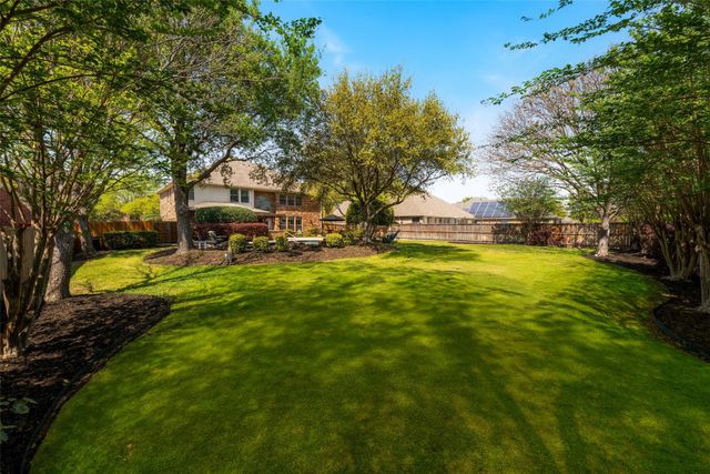 9702 October Glory Lane, Rowlett, TX 75089