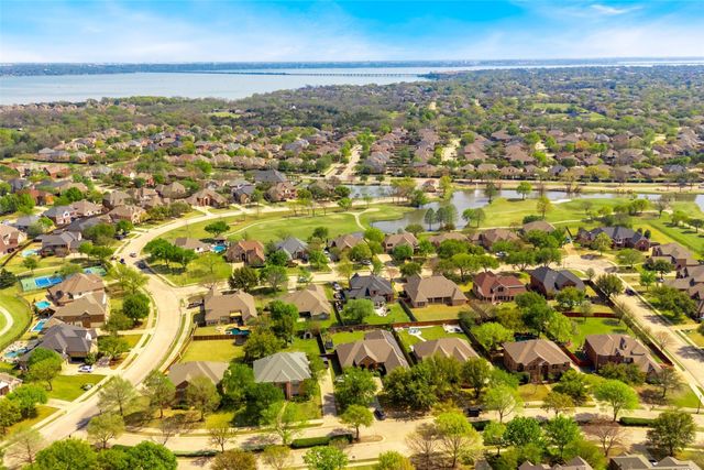 9702 October Glory Lane, Rowlett, TX 75089