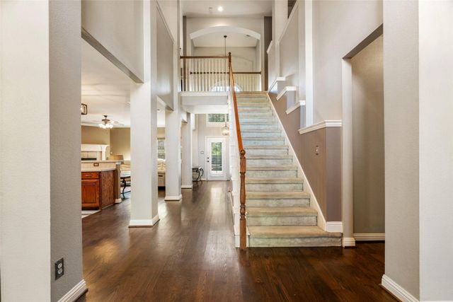 9702 October Glory Lane, Rowlett, TX 75089