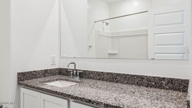 821 W Calle Zaino W, Sahuarita, AZ 85629