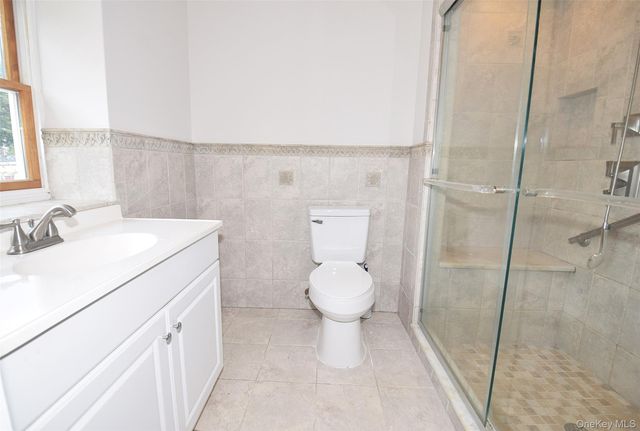 226 14th Avenue, West Babylon, NY 11704