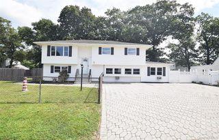 226 14th Avenue, West Babylon, NY 11704