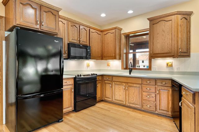 805 27th Street SW, Austin, MN 55912