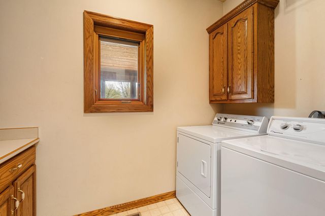 805 27th Street SW, Austin, MN 55912