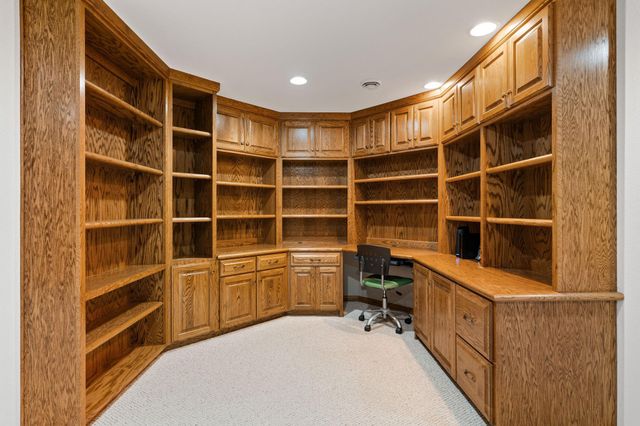 805 27th Street SW, Austin, MN 55912