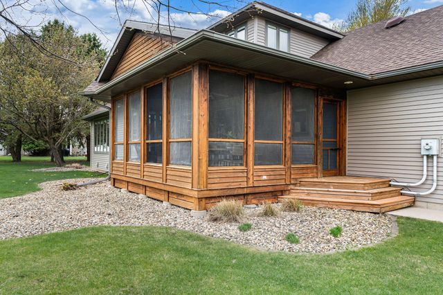 805 27th Street SW, Austin, MN 55912