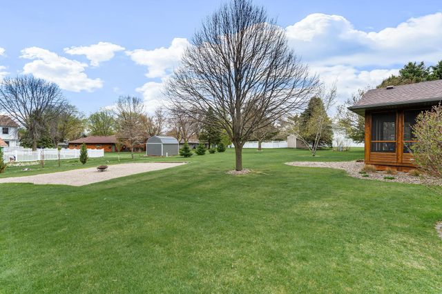 805 27th Street SW, Austin, MN 55912