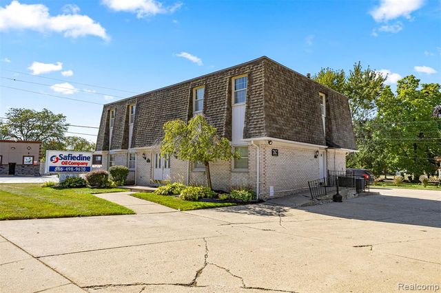 30401 Utica Road, Roseville, MI 48066