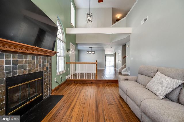 124 HICKORY LN, Reading, PA 19610