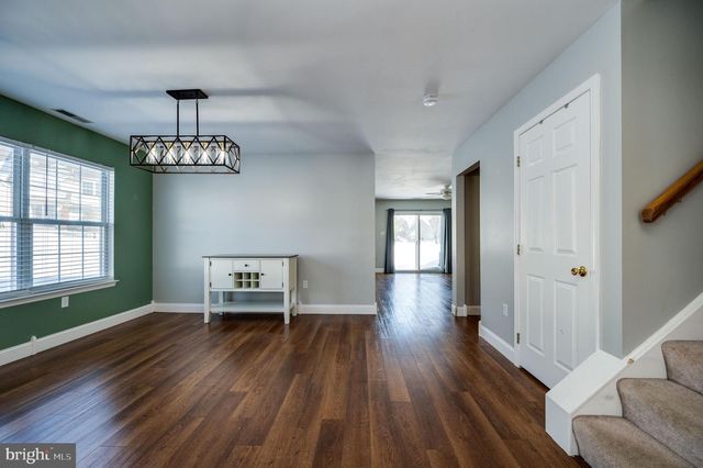 124 HICKORY LN, Reading, PA 19610