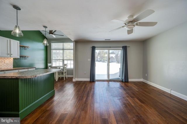 124 HICKORY LN, Reading, PA 19610