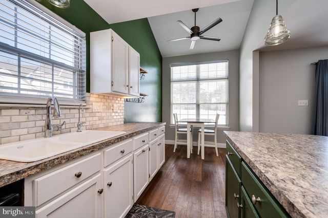 124 HICKORY LN, Reading, PA 19610