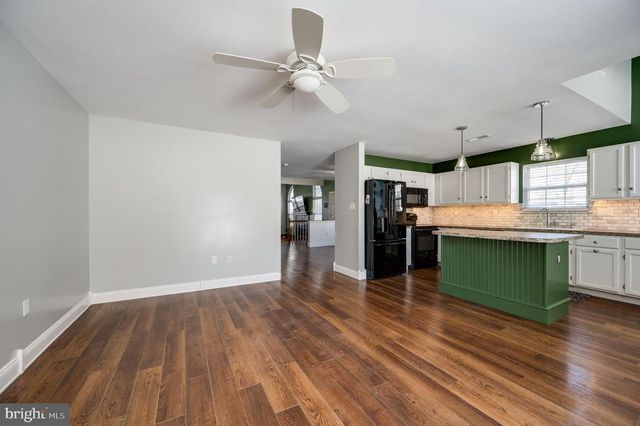 124 HICKORY LN, Reading, PA 19610