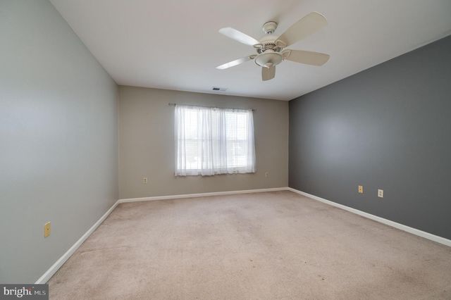 124 HICKORY LN, Reading, PA 19610