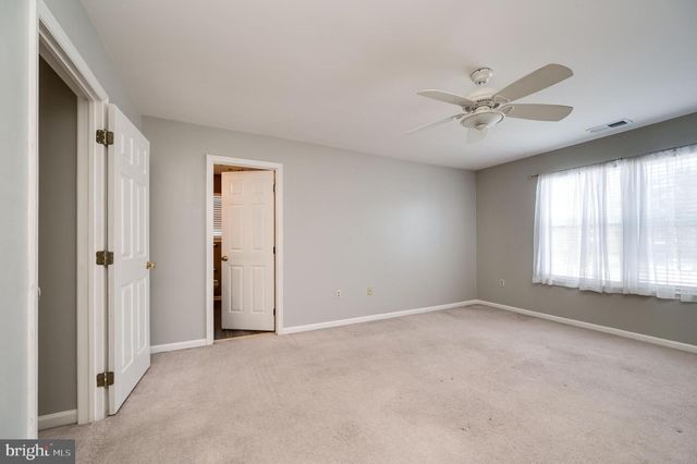 124 HICKORY LN, Reading, PA 19610