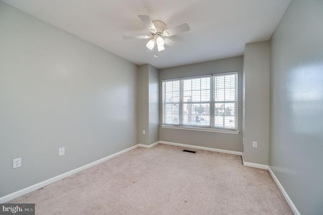 124 HICKORY LN, Reading, PA 19610