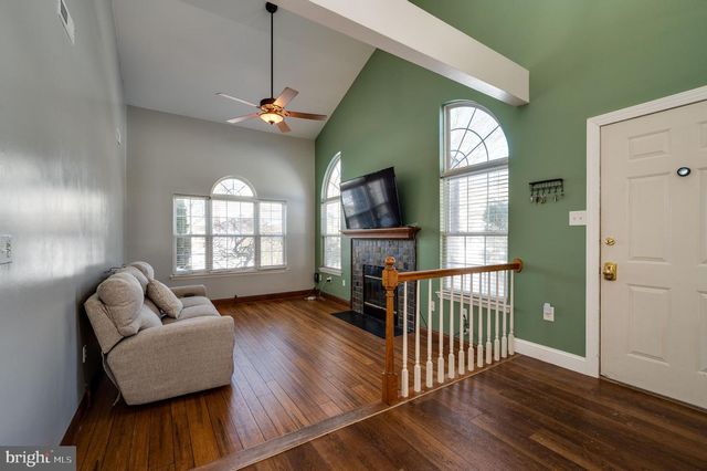 124 HICKORY LN, Reading, PA 19610