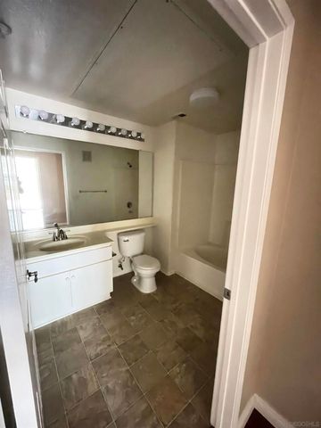 9229 Regents Rd L127, La Jolla, CA 92037