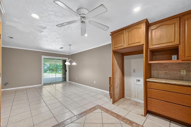 8428 Swiftwater Lane, Houston, TX 77075