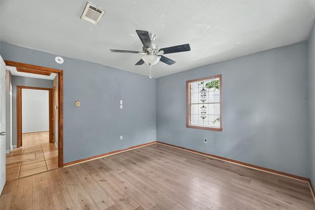 8428 Swiftwater Lane, Houston, TX 77075