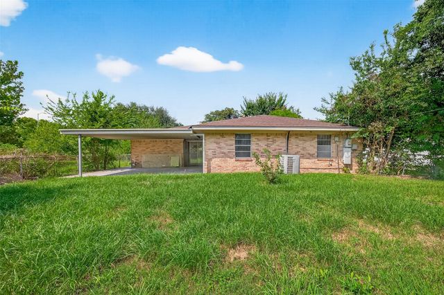 8428 Swiftwater Lane, Houston, TX 77075