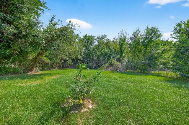 8428 Swiftwater Lane, Houston, TX 77075