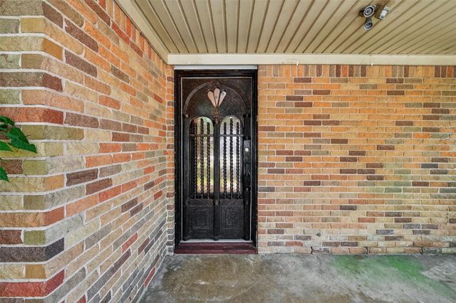 8428 Swiftwater Lane, Houston, TX 77075