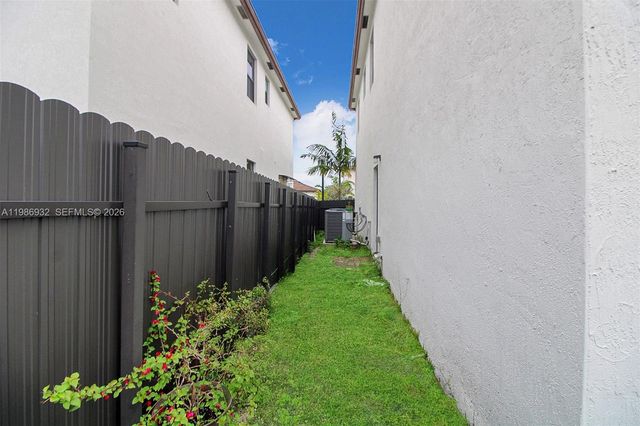 12900 SW 229th St, Miami, FL 33170