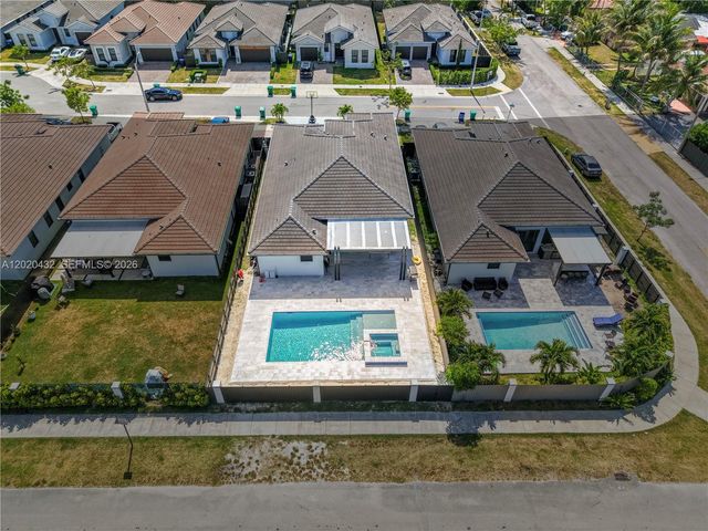 19419 SW 124th Ct, Miami, FL 33177