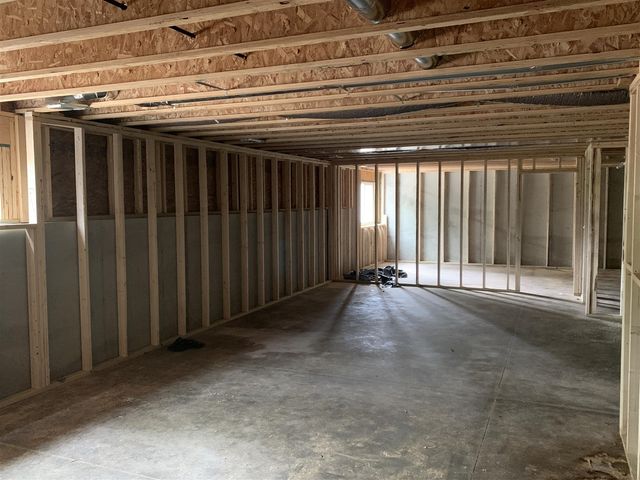 7060 Pinehurst Drive, Rockford, MI 49341
