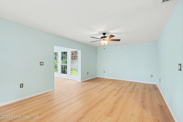 1640 Vista Lake Circle, Melbourne, FL 32904