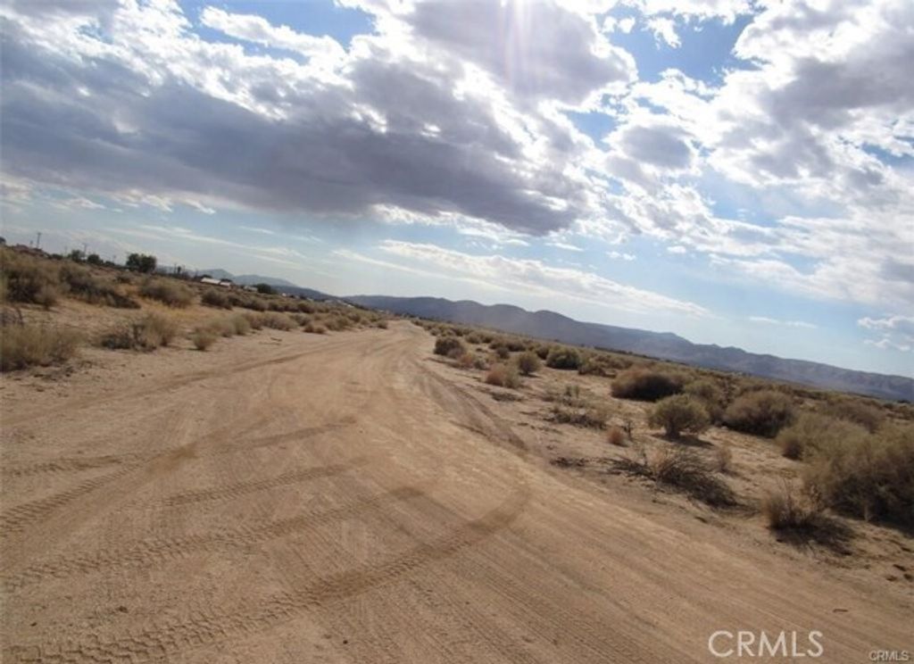 0 213-328-09-00-8 Bolden Drive, California City, CA 93505