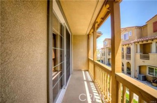 22919 Mariposa Avenue 202, Torrance, CA 90502