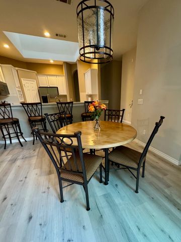 437 Crestview Point Drive, Lewisville, TX 75067