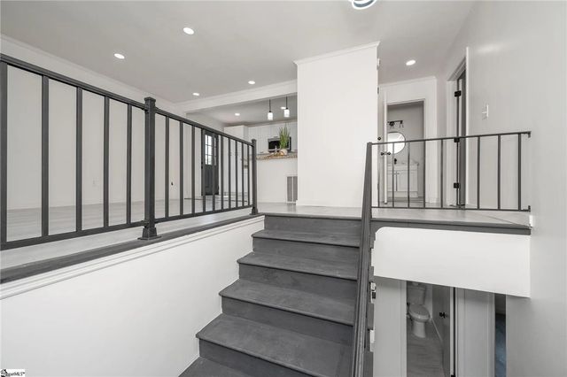 105 Foxhall Court, Easley, SC 29640