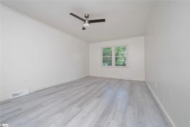 105 Foxhall Court, Easley, SC 29640