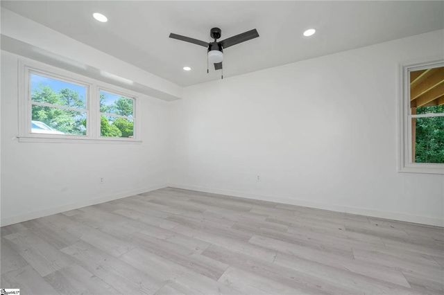 105 Foxhall Court, Easley, SC 29640