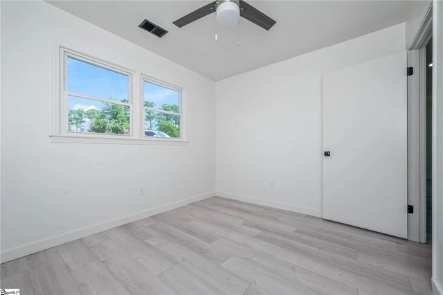 105 Foxhall Court, Easley, SC 29640