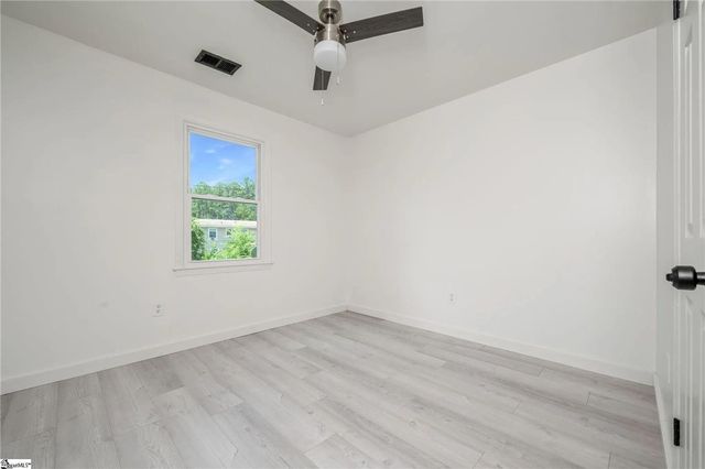 105 Foxhall Court, Easley, SC 29640