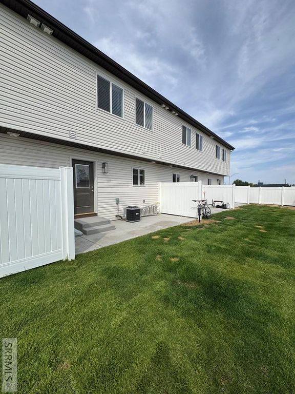 Image 15 of property listing at 1322 Boston Court, Idaho Falls, ID 83401