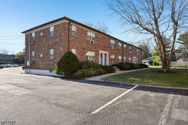 19 Savage Rd, B6 6, Denville Twp., NJ 07834