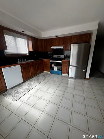 77 Mountford Street 2 west, Hartford, CT 06114