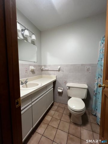 77 Mountford Street 2 west, Hartford, CT 06114